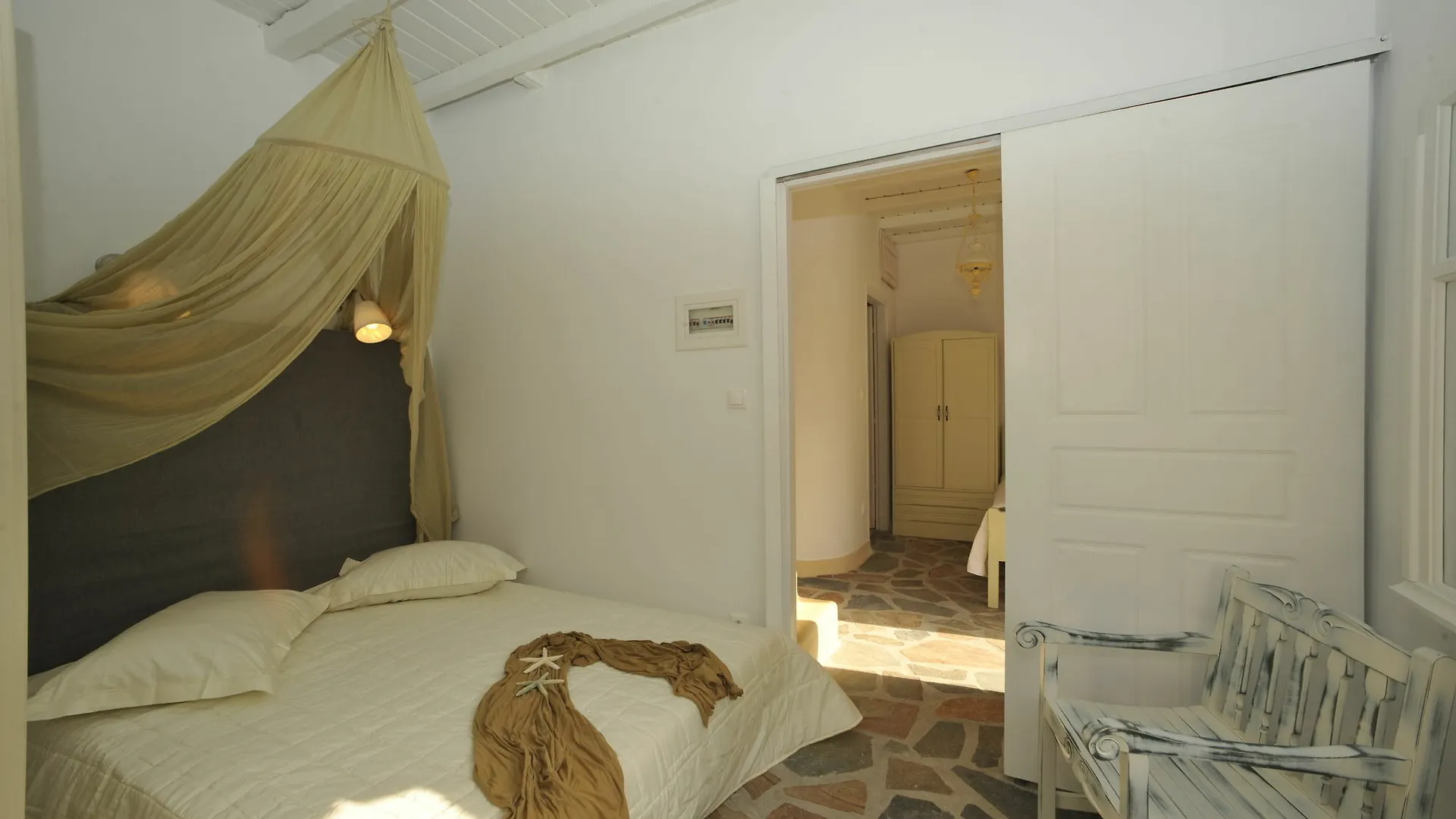 Navy Blue Suites Ornos  Apartment Ornos (Mykonos)