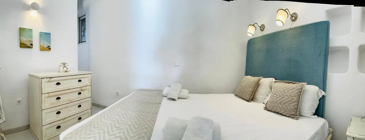 Navy Blue Suites Ornos  Grækenland